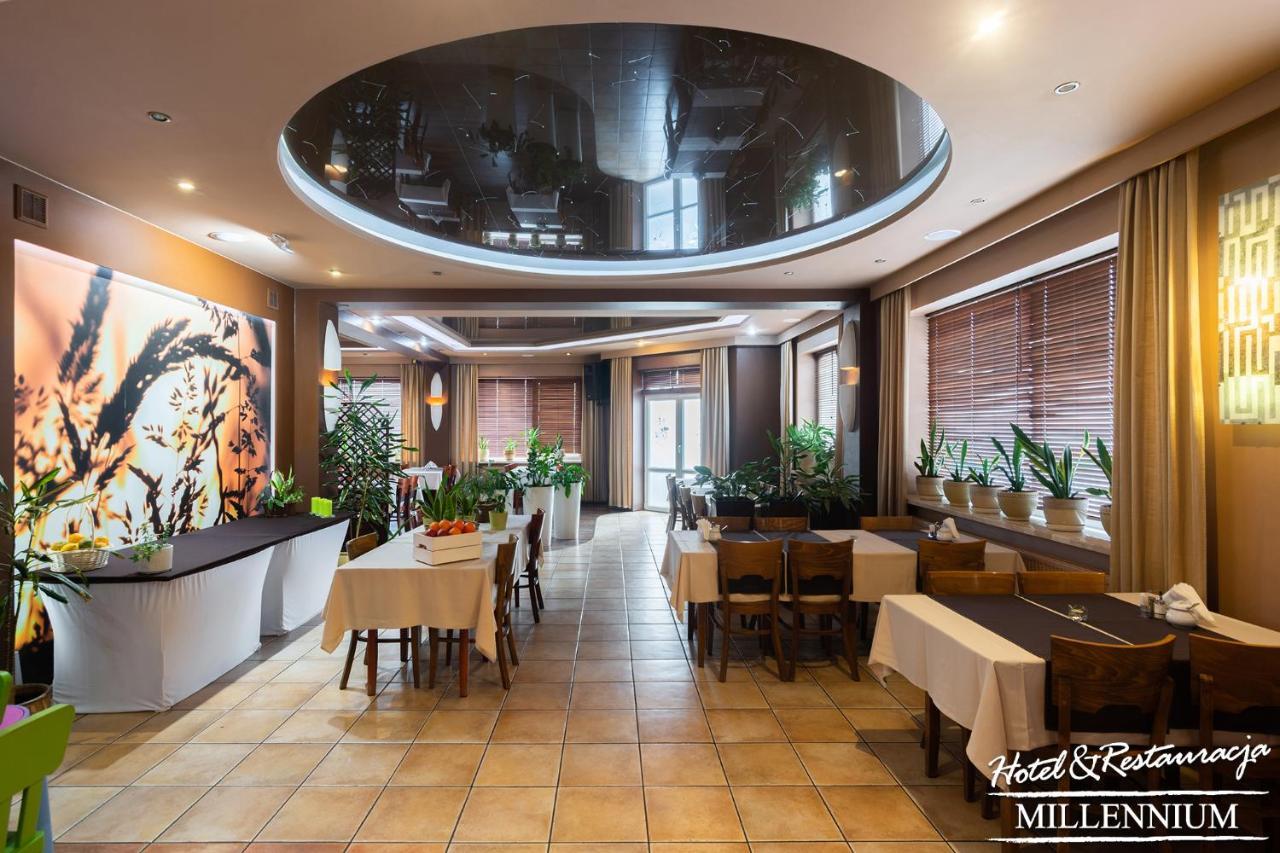 Hotel Millennium Przasnysz Luaran gambar
