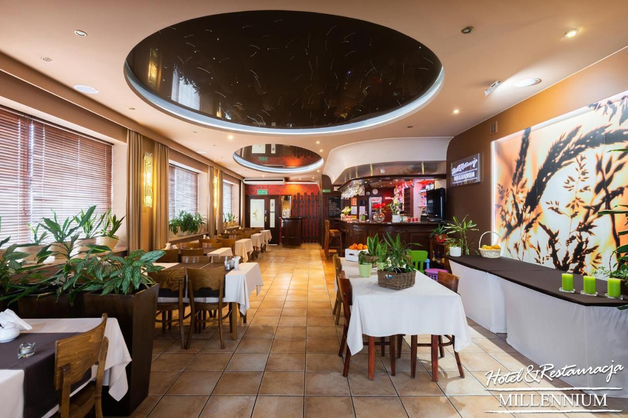 Hotel Millennium Przasnysz Luaran gambar