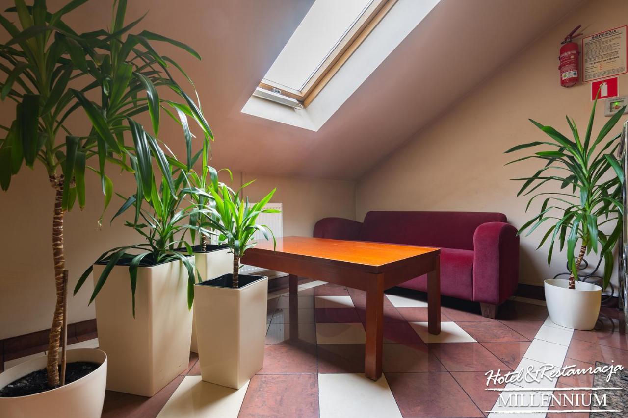 Hotel Millennium Przasnysz Luaran gambar