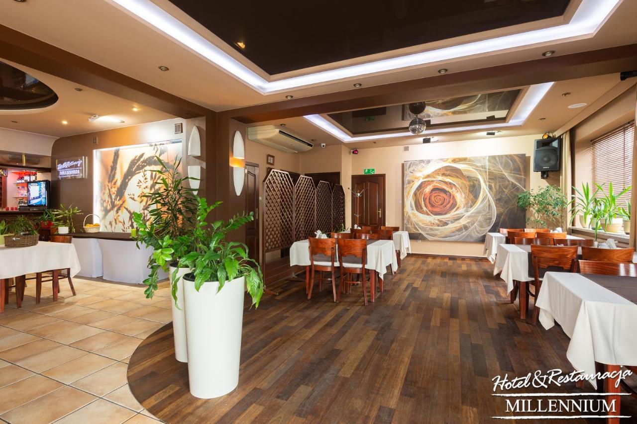 Hotel Millennium Przasnysz Luaran gambar