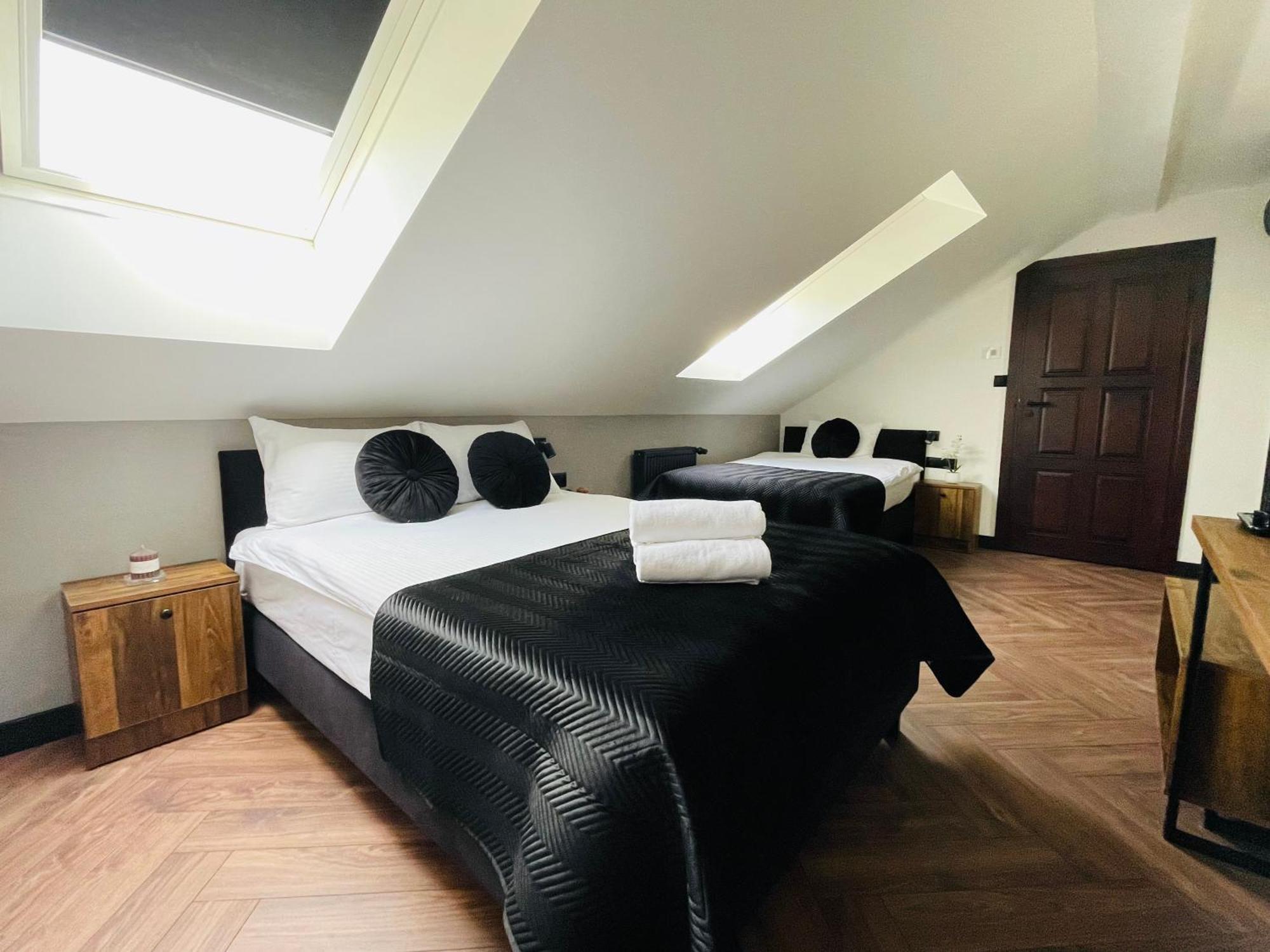 Hotel Millennium Przasnysz Bilik gambar