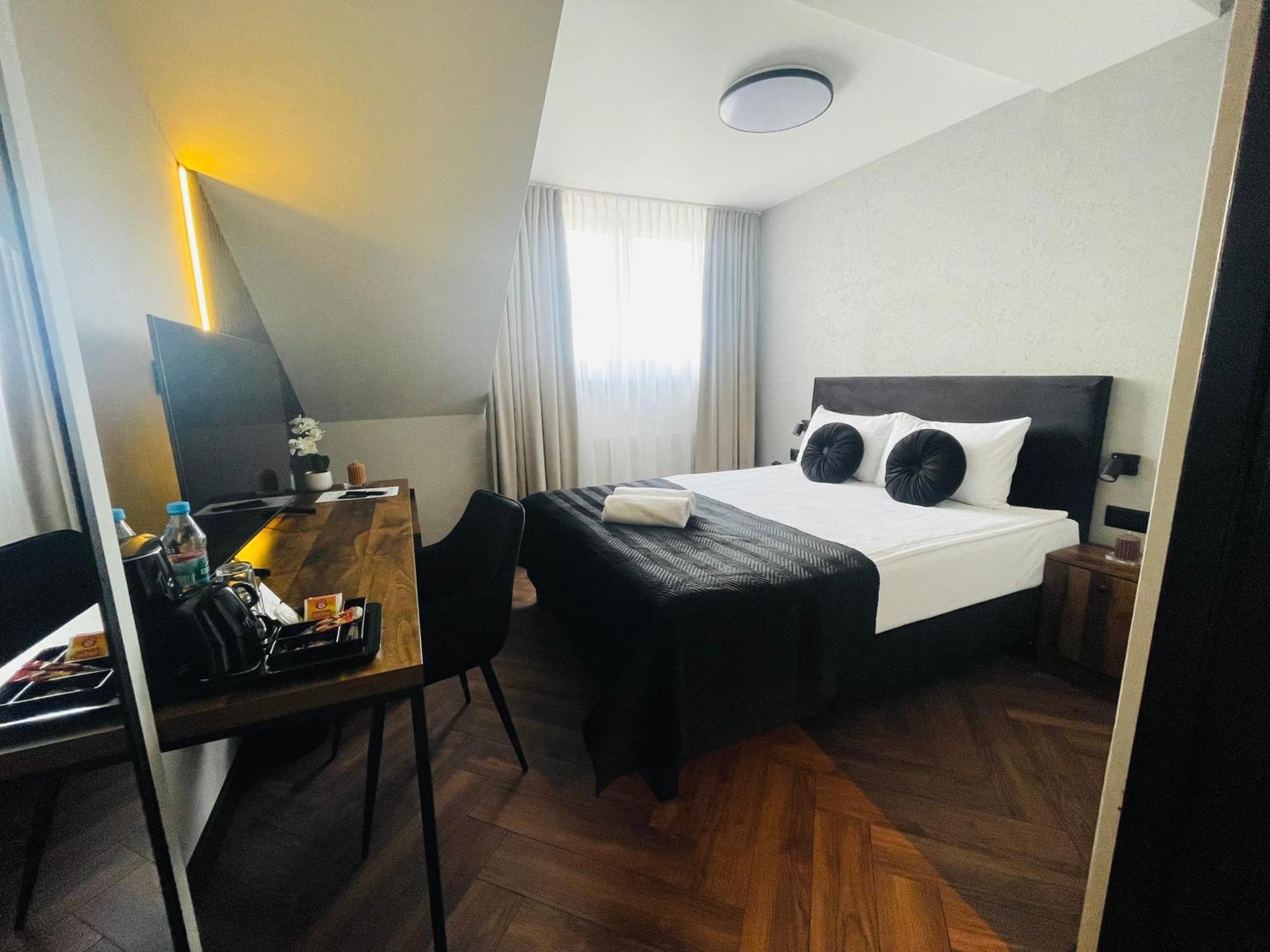 Hotel Millennium Przasnysz Luaran gambar