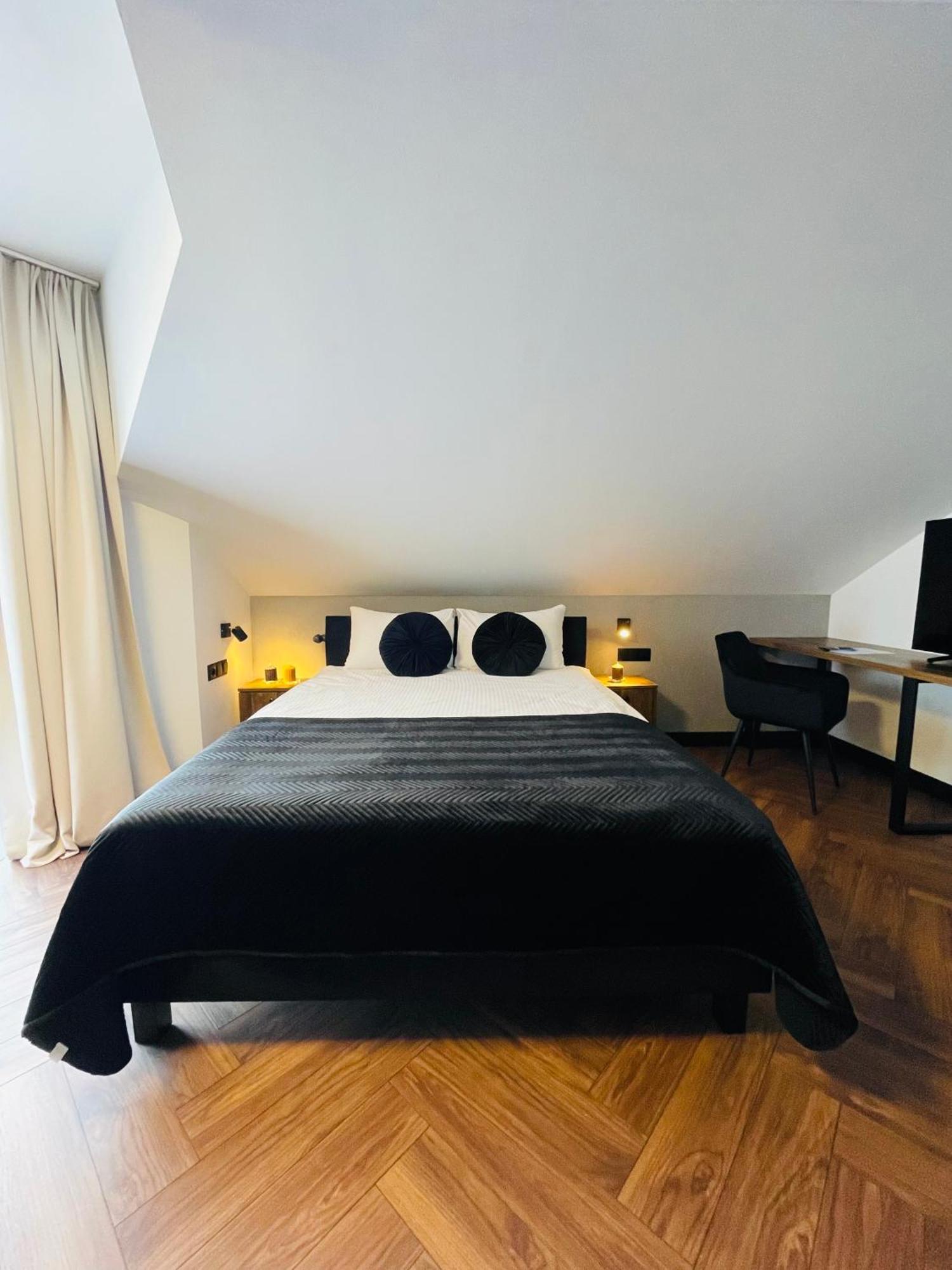 Hotel Millennium Przasnysz Luaran gambar